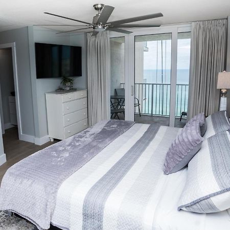 New Rental - 3Br 3Ba Corner Beachfront - 2024 Remodel - 3 Pools, Tiki Hut, Gym, Tennis Panama Stadt Exterior foto